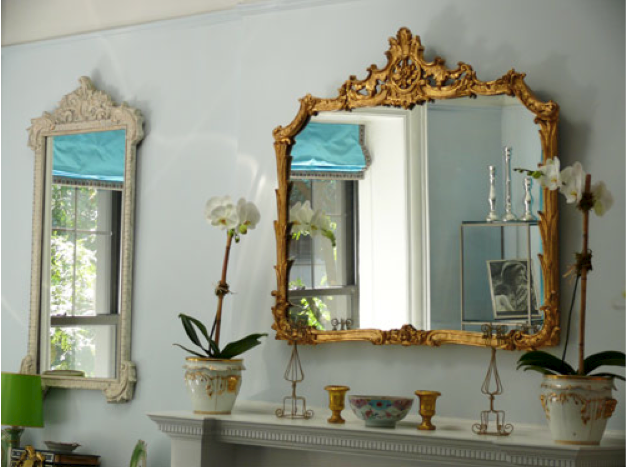 Espelhos são ótimos para decorar corredores