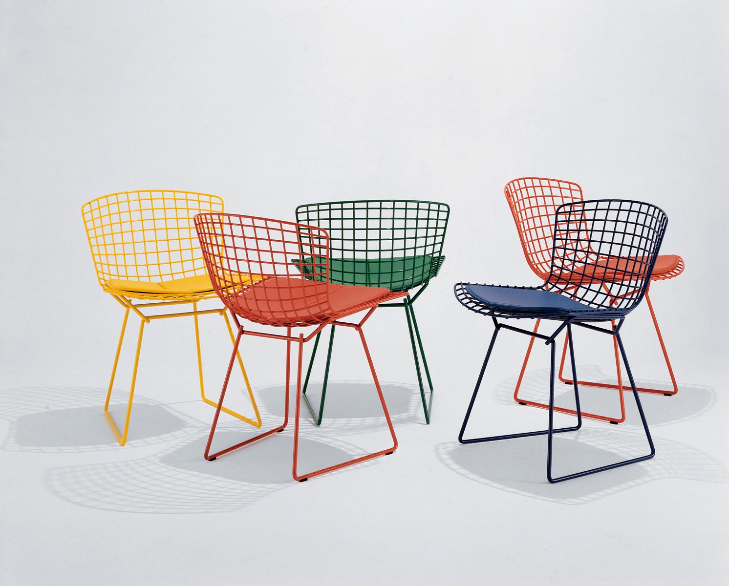 A cadeira Bertoia é um ícone do design mundial