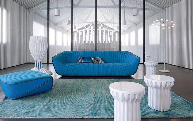 Lindo Sofa Azul por Roche Bobois